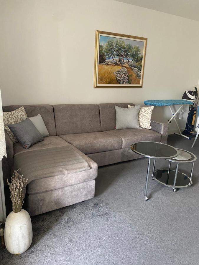 Apartman Njivice Ngoại thất bức ảnh