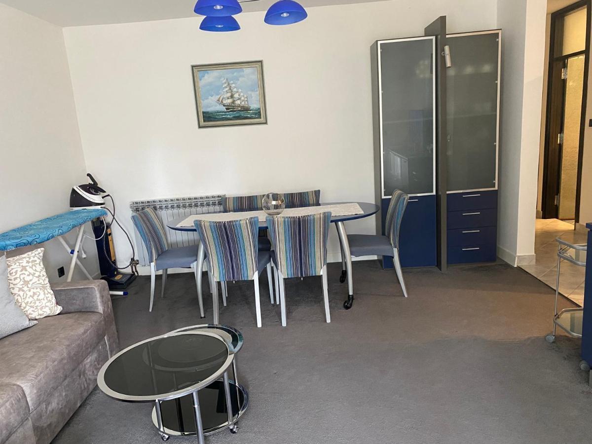 Apartman Njivice Ngoại thất bức ảnh